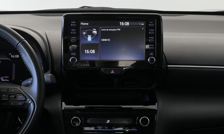 Yaris Cross sistema de multimédia